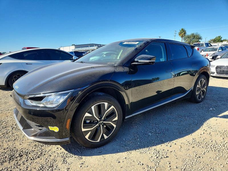 2022 KIA EV6 — VIN KNDC34LAXN5041696