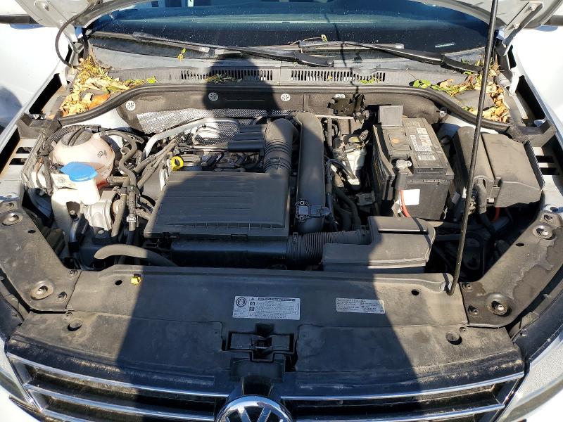 3VW2B7AJ5HM293421