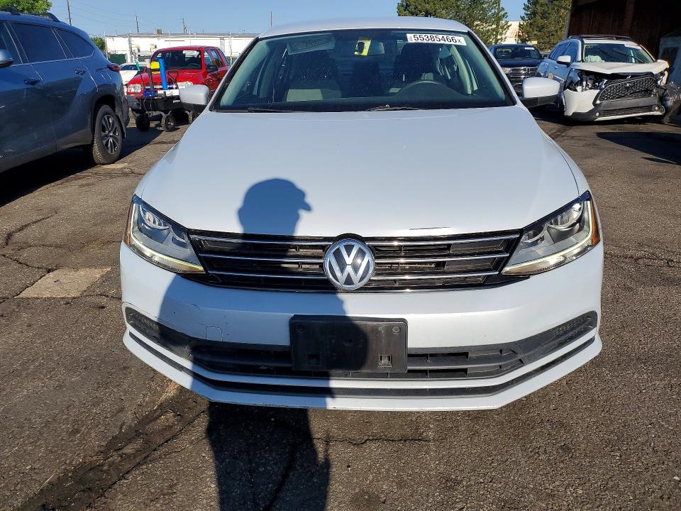 3VW2B7AJ5HM293421