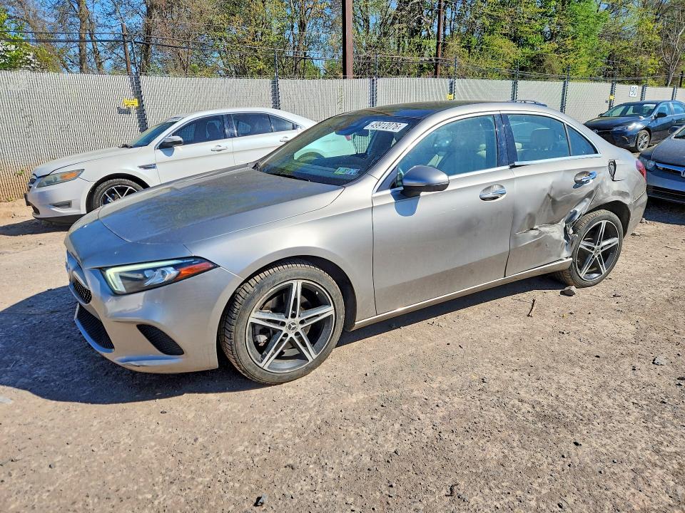 2019 MERCEDES-BENZ A — VIN WDD3G4EB1KW001884