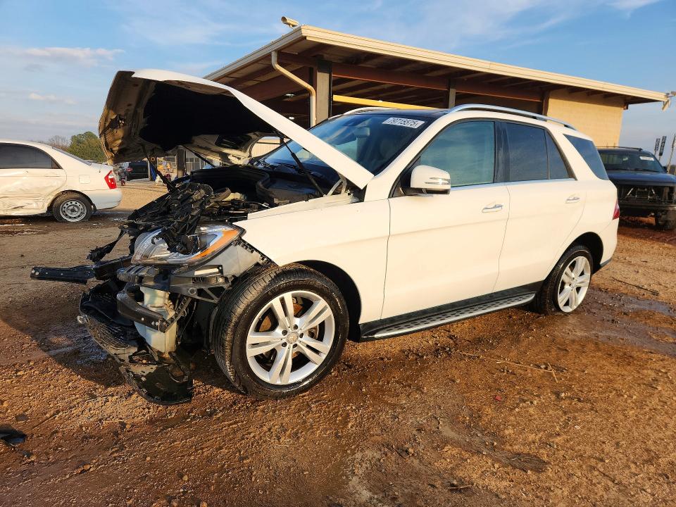 2015 MERCEDES-BENZ ML — VIN 4JGDA5HB0FA372082