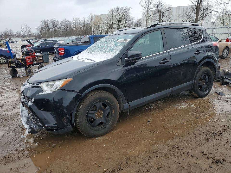 2017 TOYOTA RAV4 — VIN 2T3BFREVXHW600774