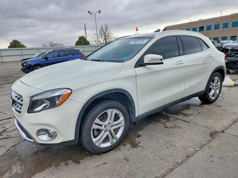 2018 MERCEDES-BENZ GLA — VIN WDCTG4GB9JJ372434