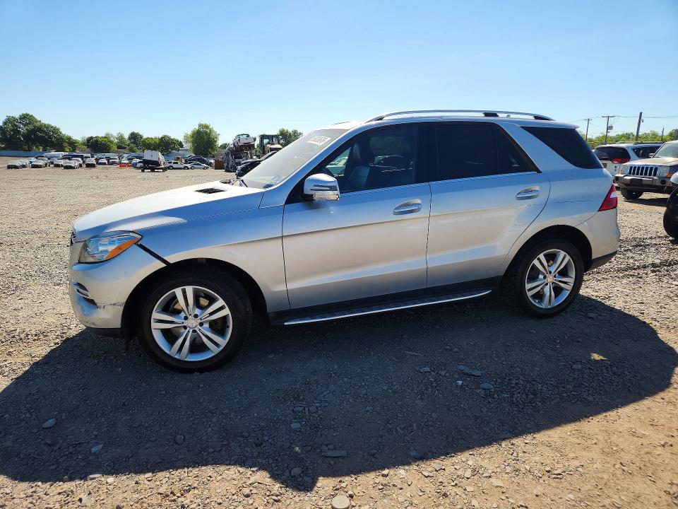 2015 MERCEDES-BENZ ML — VIN 4JGDA5HB9FA501372