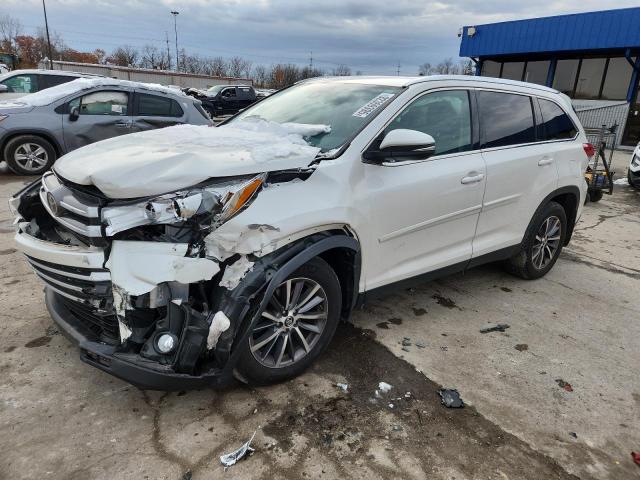 2019 TOYOTA HIGHLANDER — VIN 5TDJZRFH1KS595176