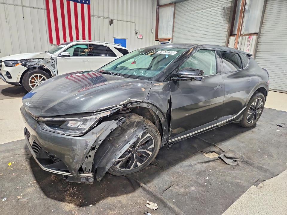 2023 KIA EV6 — VIN KNDC34LA6P5606089