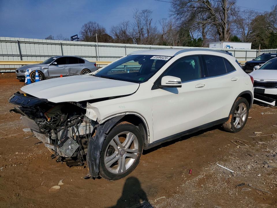 2016 MERCEDES-BENZ GLA — VIN WDCTG4GB9GJ254151