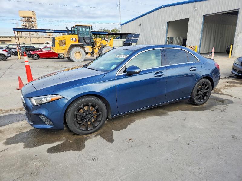 2019 MERCEDES-BENZ A — VIN WDD3G4EB3KW027709