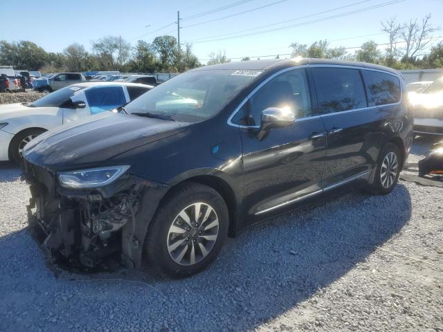 2022 CHRYSLER PACIFICA — VIN 2C4RC1S71NR148167