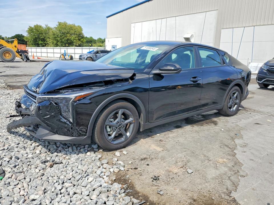 2025 KIA K4 — VIN 3KPFT4DE2SE211063