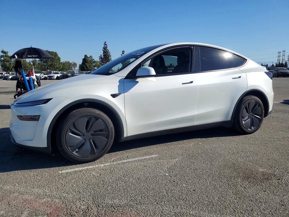 2026 TESLA MODEL Y — VIN 7SAYGDEE4TF374324
