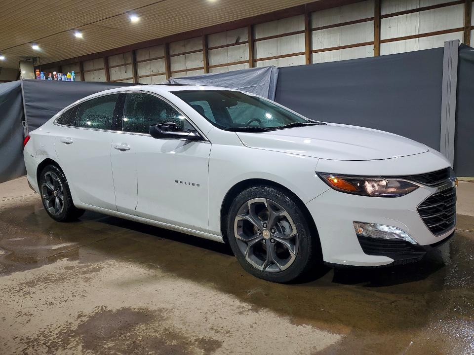 1G1ZD5ST3RF195059