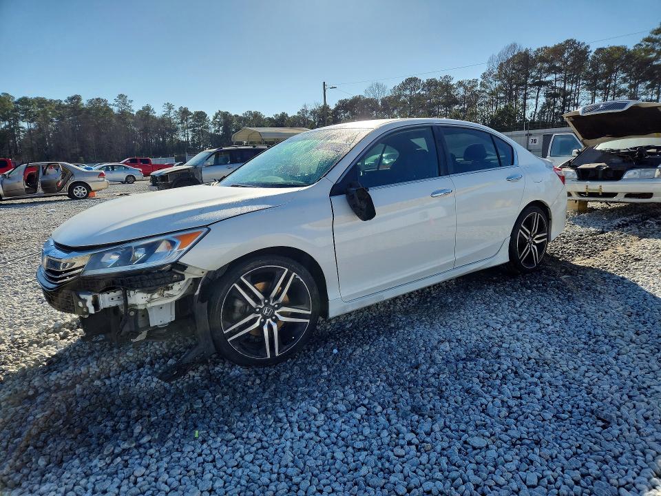 2017 HONDA ACCORD — VIN 1HGCR2F18HA297363