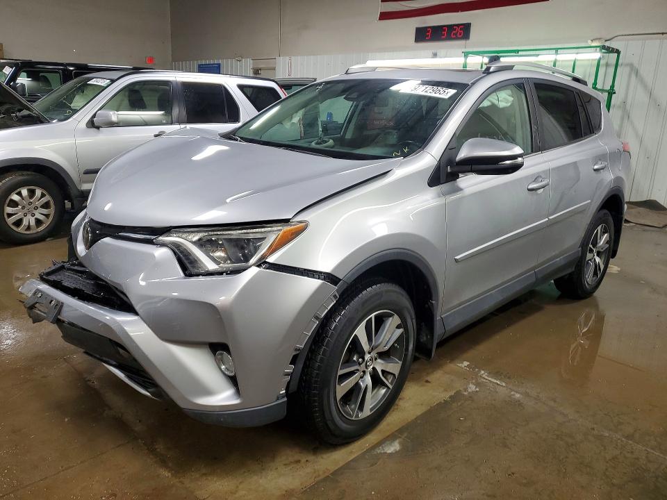 2017 TOYOTA RAV4 — VIN 2T3RFREV1HW583541