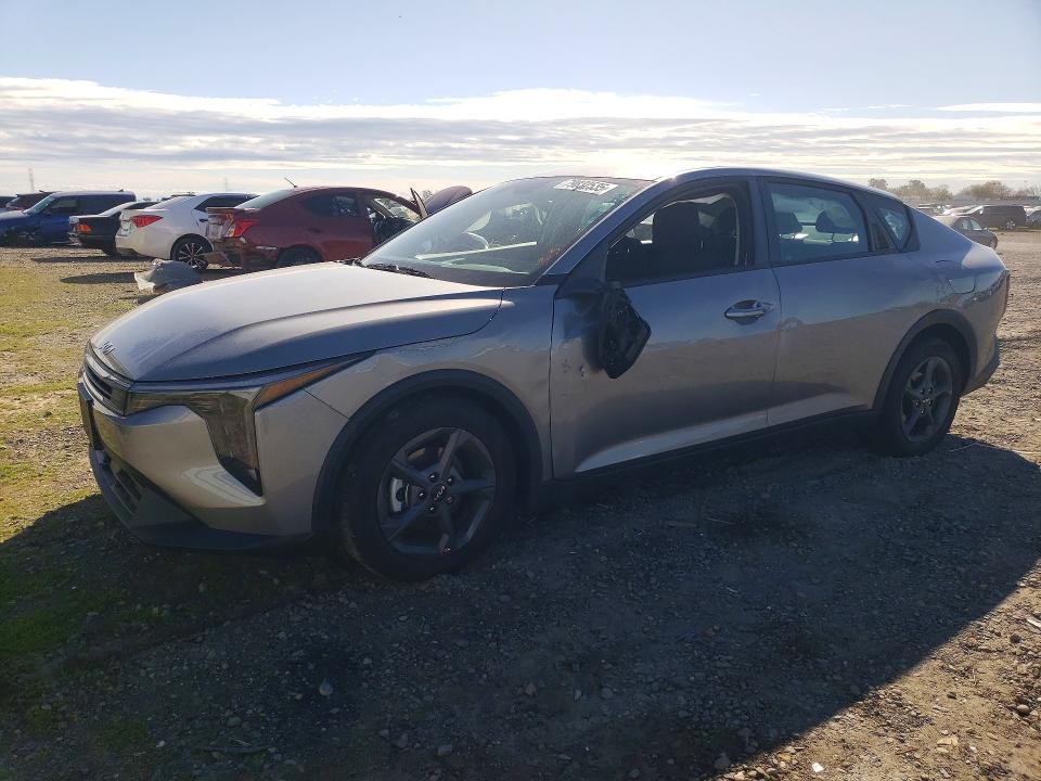 2026 KIA K4 — VIN 3KPFT4DE6TE258369