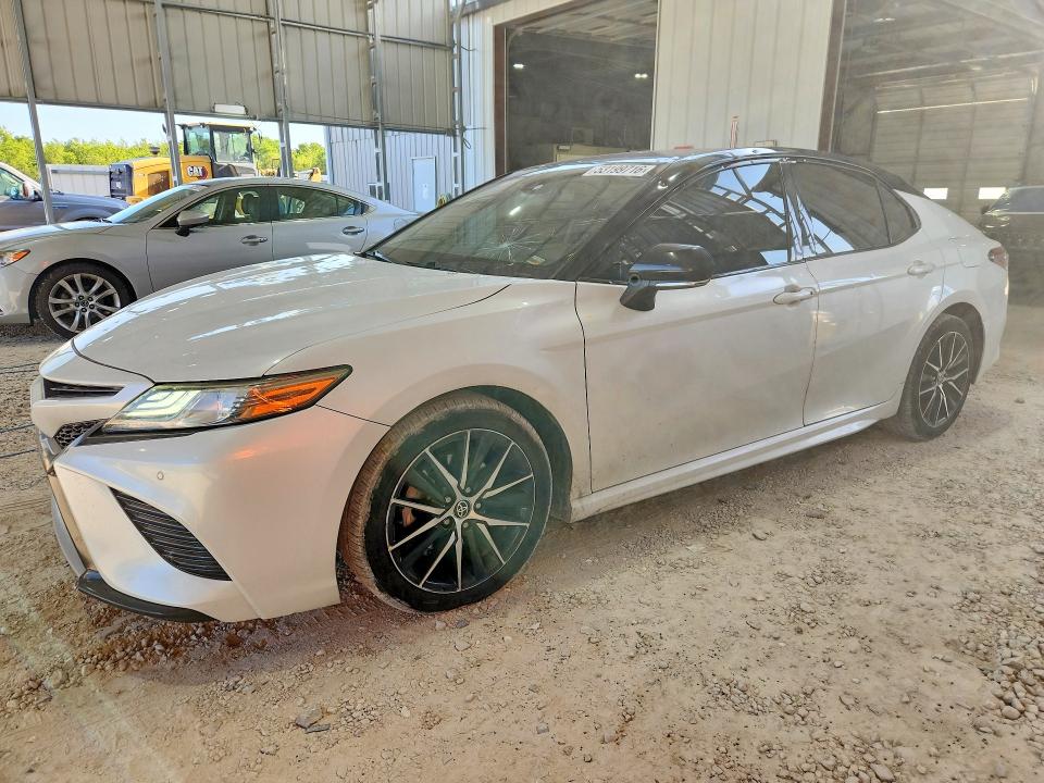 2018 TOYOTA CAMRY — VIN 4T1B61HK8JU051769