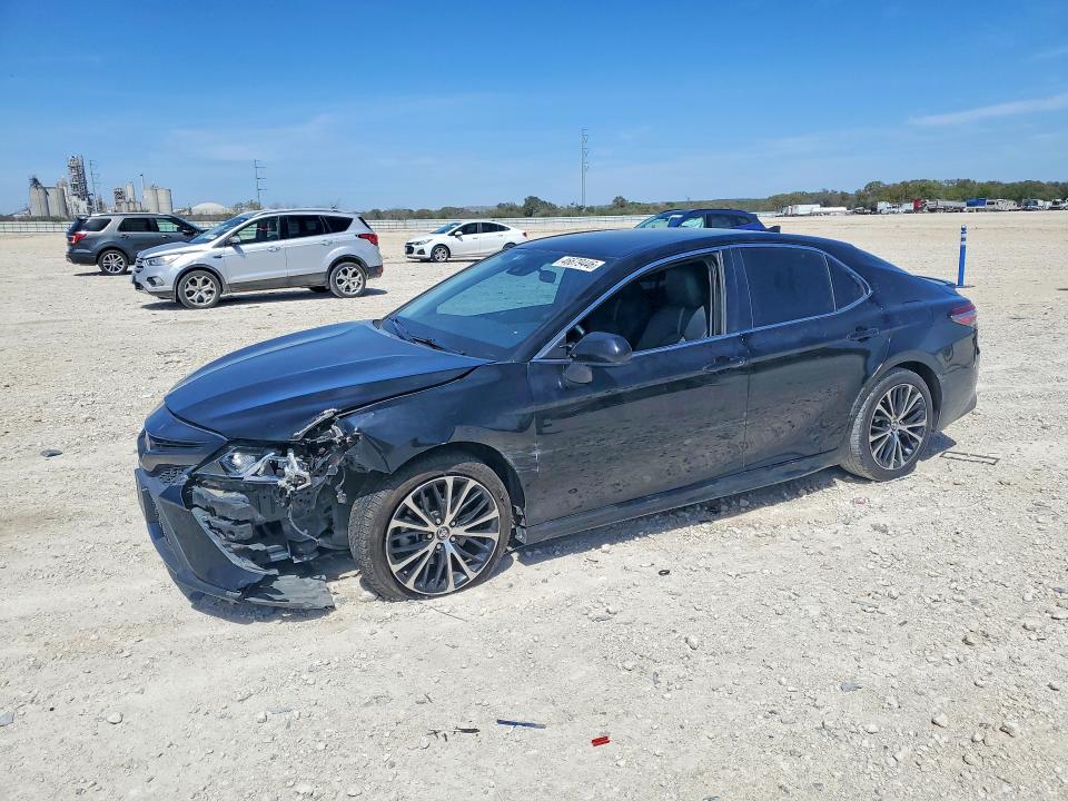 2019 TOYOTA CAMRY — VIN 4T1B11HK6KU226262