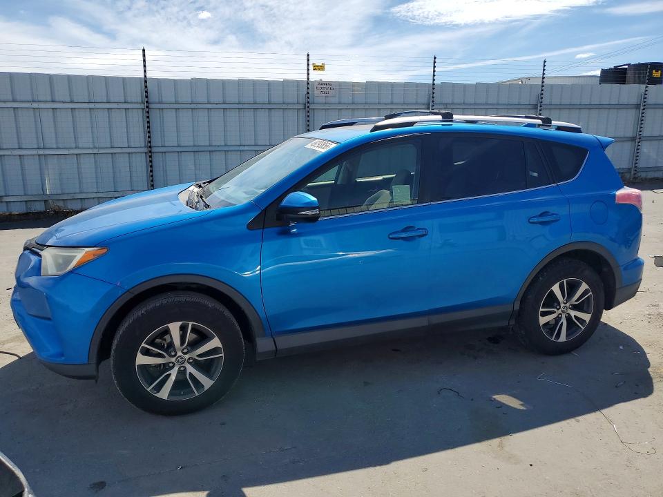 2016 TOYOTA RAV4 — VIN JTMWFREV5GJ086587