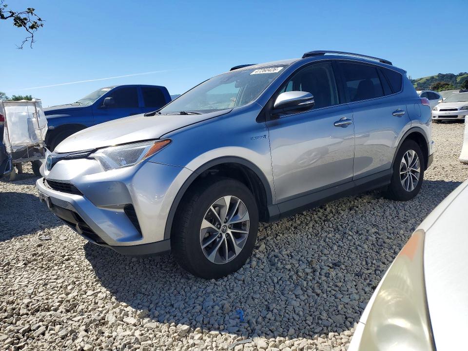 2018 TOYOTA RAV4 HYBRID — VIN JTMRJREV3JD183871