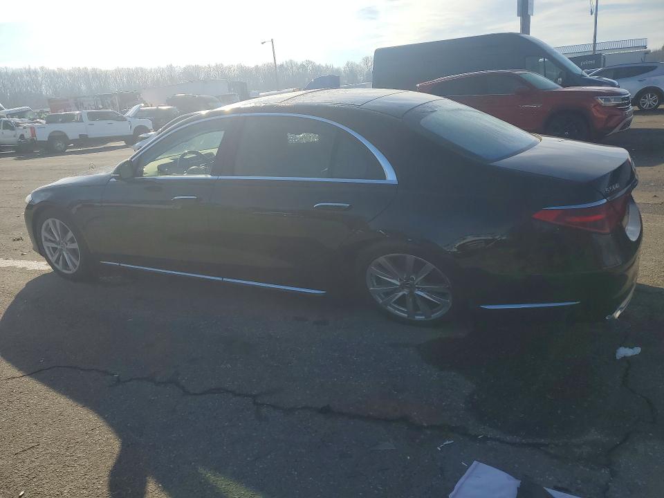 W1K6G6DB1SA330303
