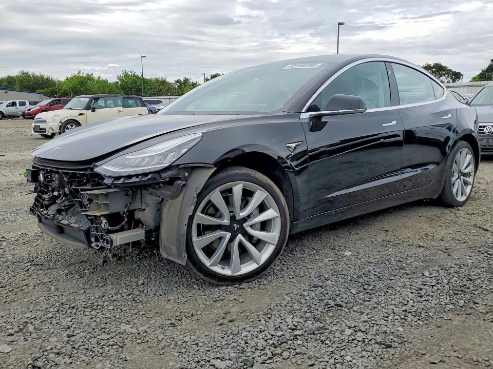 2018 TESLA MODEL 3 — VIN 5YJ3E1EA9JF007702