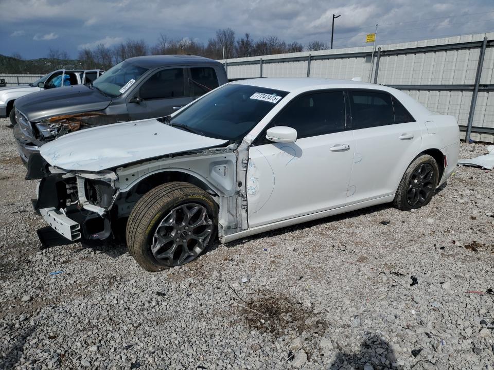 2016 CHRYSLER 300 — VIN 2C3CCAGG2GH148092