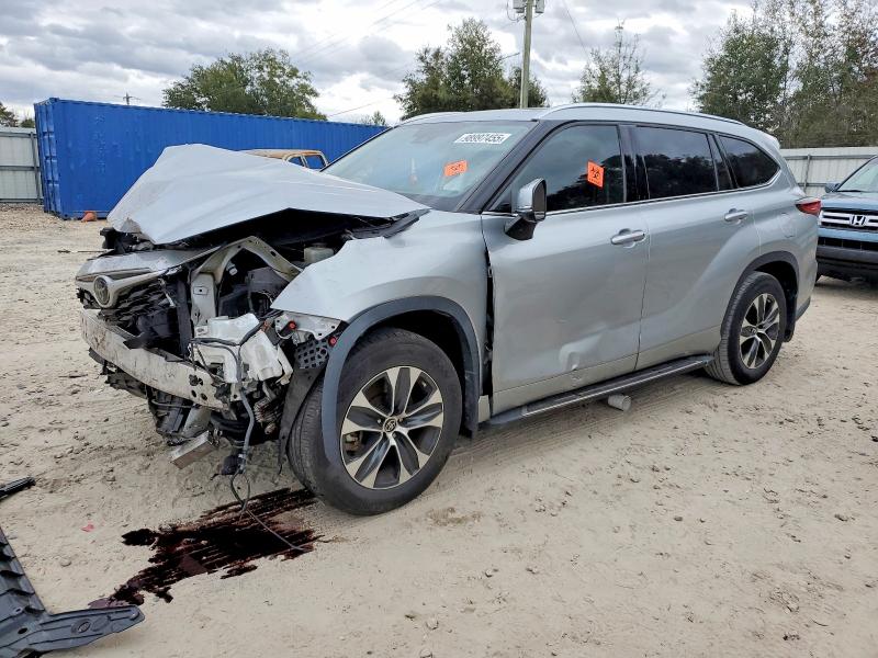 2020 TOYOTA HIGHLANDER — VIN 5TDGZRAH3LS510678
