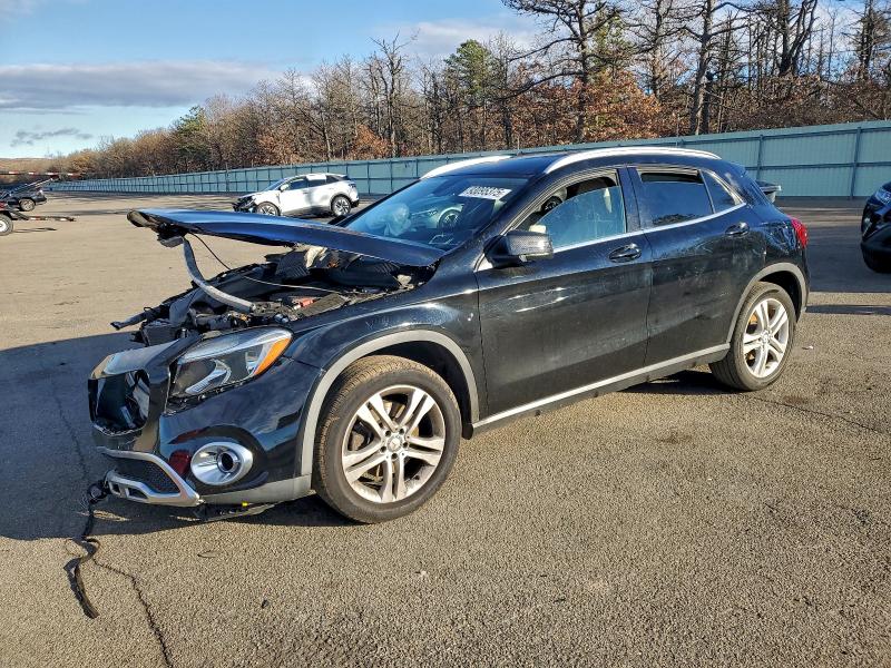 2018 MERCEDES-BENZ GLA — VIN WDCTG4GB9JJ368111