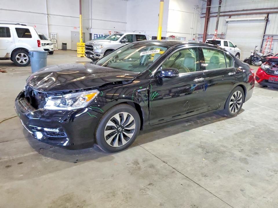 2017 HONDA ACCORD — VIN JHMCR6F51HC002650