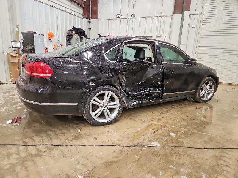 2015 VOLKSWAGEN PASSAT — VIN 1VWCS7A30FC078212