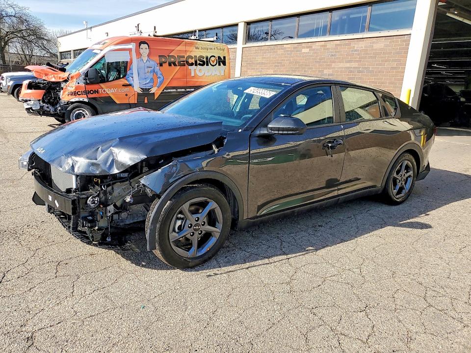 2026 KIA K4 — VIN 3KPFT4DE1TE248199