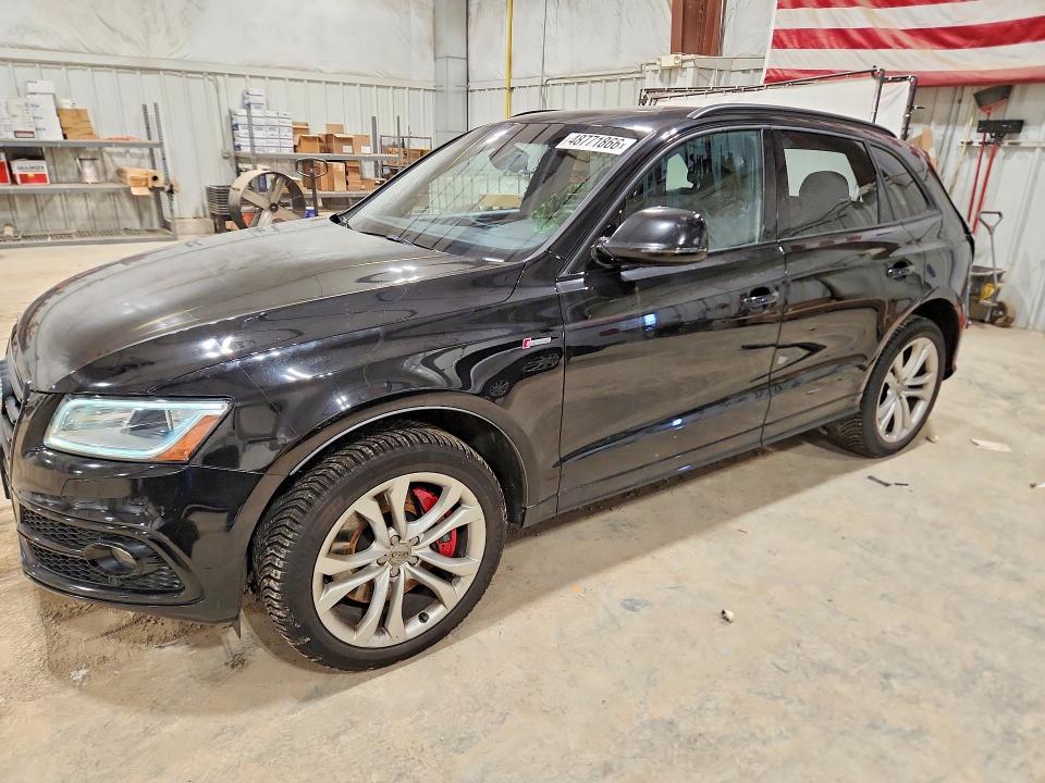 2016 AUDI SQ5 — VIN WA1CCAFP6GA037955
