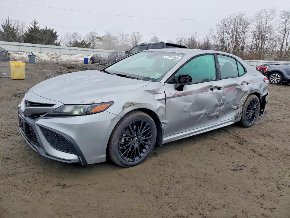 2021 TOYOTA CAMRY — VIN 4T1G11BKXMU047160