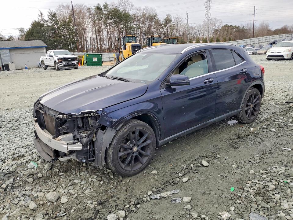 2017 MERCEDES-BENZ GLA — VIN WDCTG4EB8HJ333900