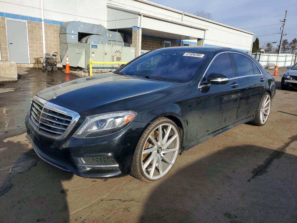 WDDUG8CB0FA093393