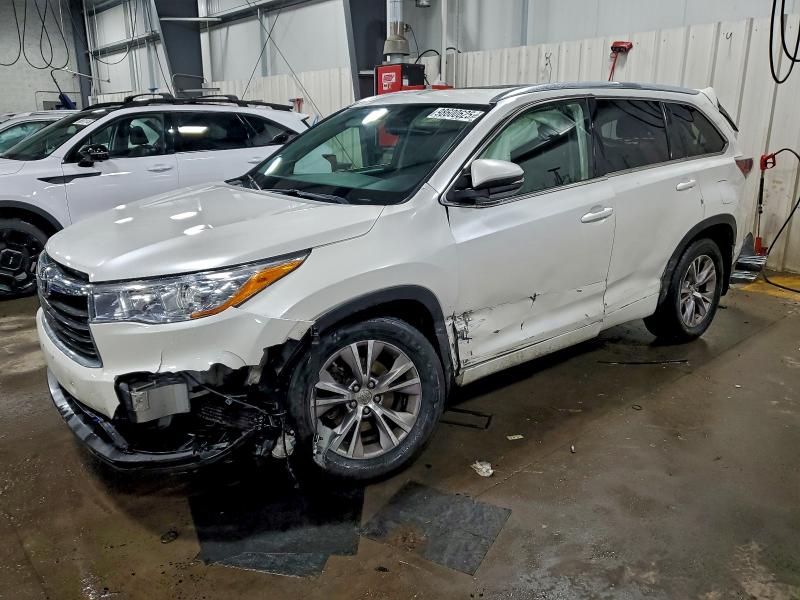2015 TOYOTA HIGHLANDER — VIN 5TDJKRFH0FS146825