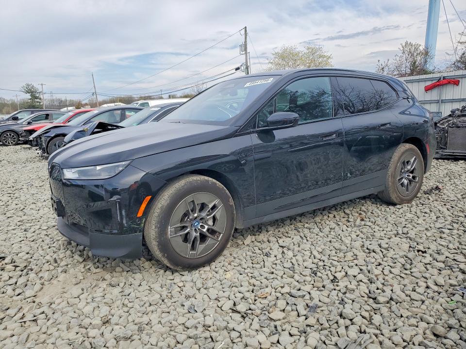 2023 BMW IX — VIN WB523CF01PCK88401