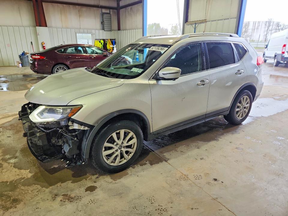 2017 NISSAN ROGUE — VIN KNMAT2MV4HP538216