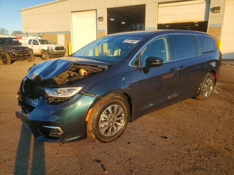 2024 CHRYSLER PACIFICA — VIN 2C4RC1S79RR178121