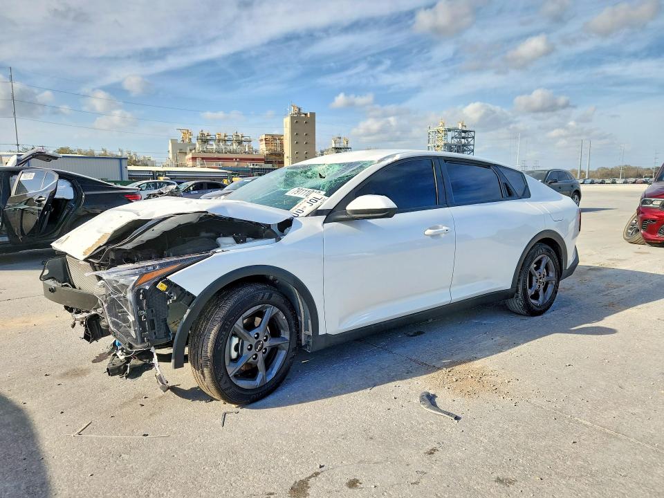 2025 KIA K4 — VIN 3KPFT4DE6SE217917