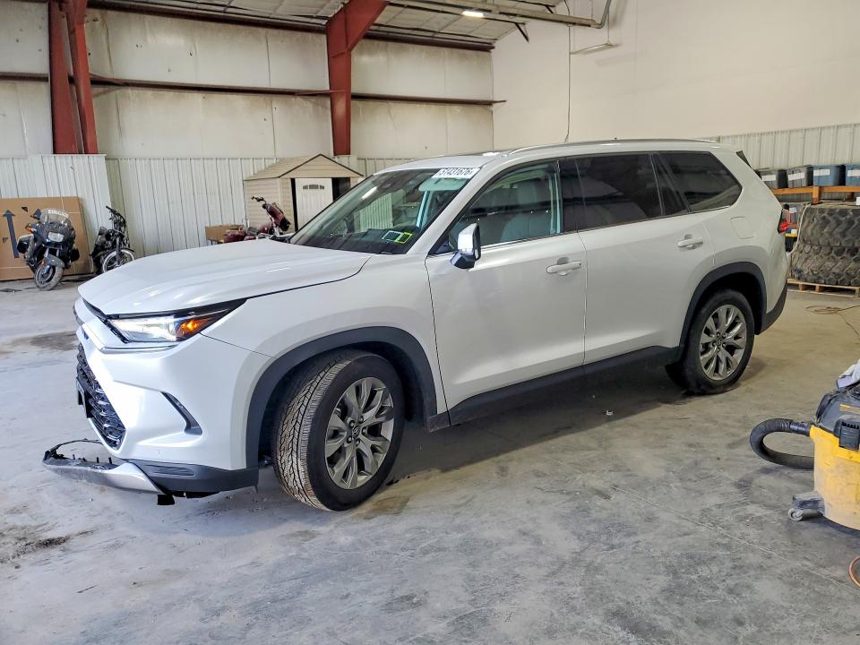 2026 TOYOTA GRAND HIGHLANDER — VIN 5TDAAAB58TS122204