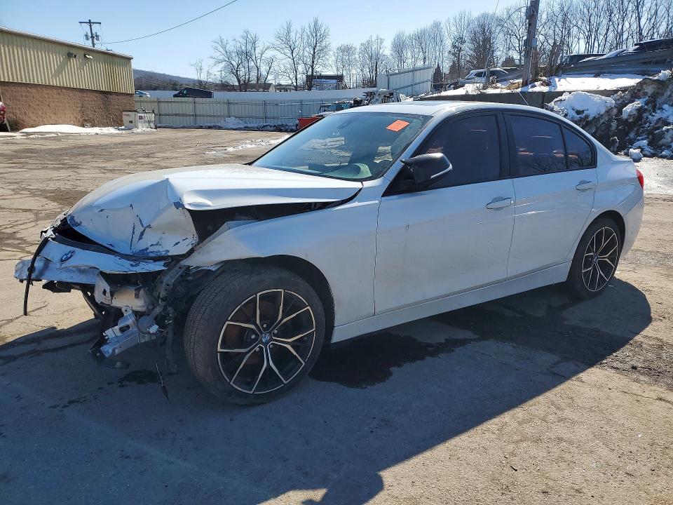 2017 BMW 320 — VIN WBA8E1G34HNU18650