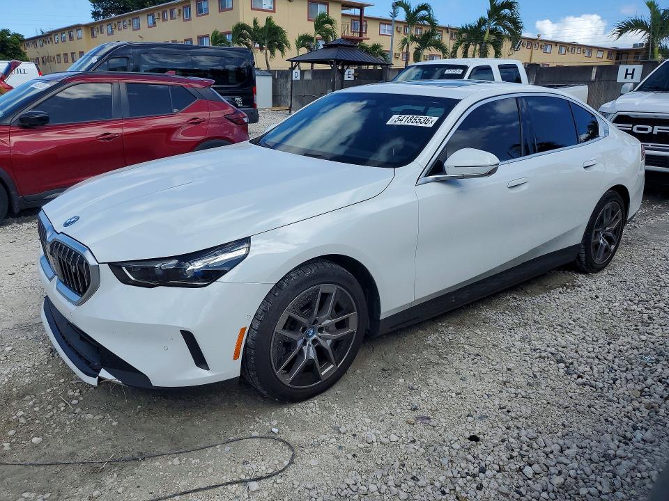 2024 BMW I5 — VIN WBY33FK04RCR39327