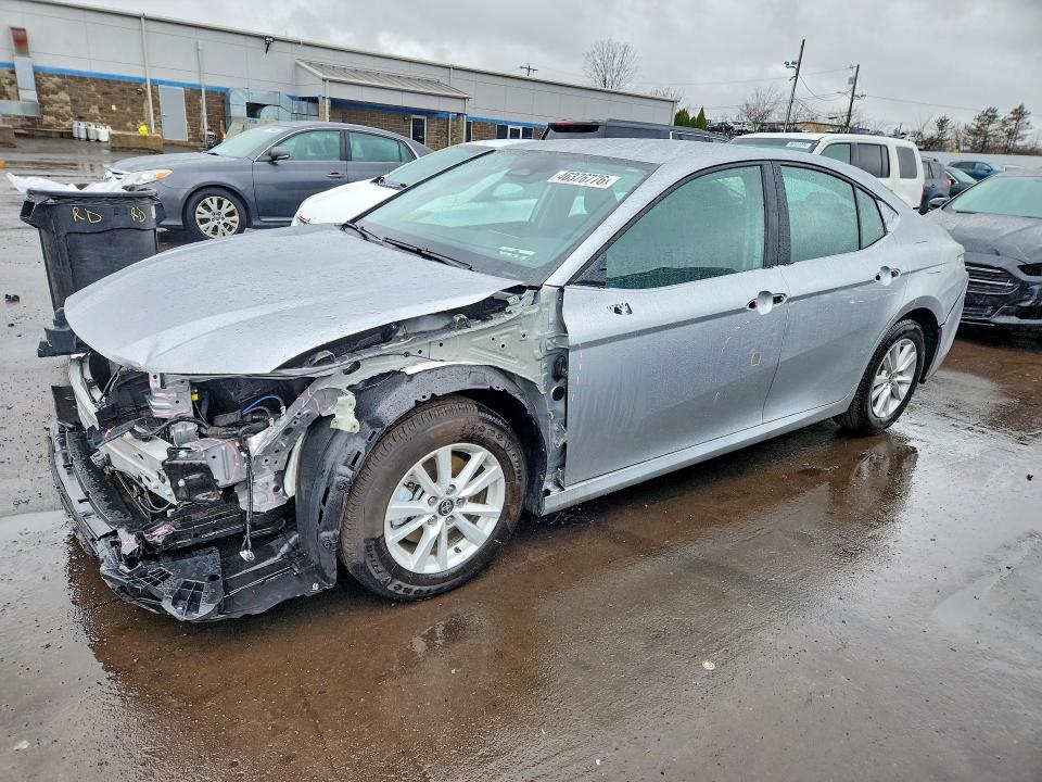 2026 TOYOTA CAMRY — VIN 4T1DAACK6TU698043