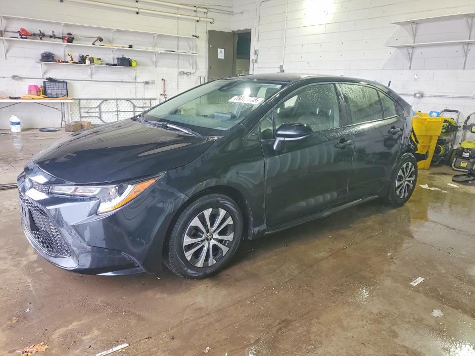 2022 TOYOTA COROLLA HYBRID — VIN JTDEAMDE6NJ038852