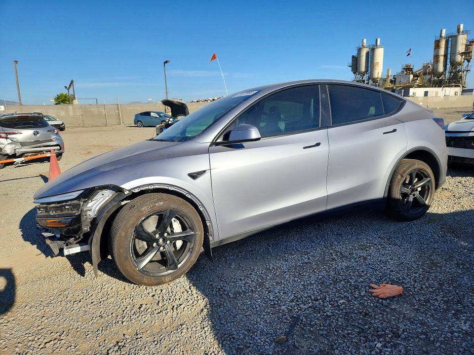2026 TESLA MODEL Y — VIN 7SAYGDEE7TF330852