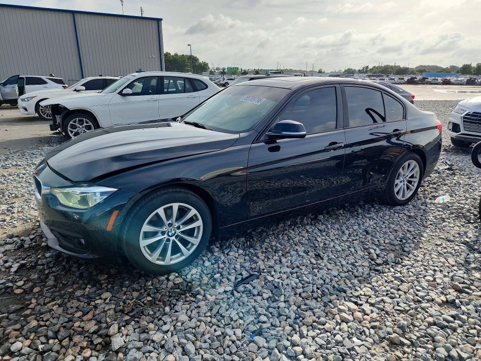 2018 BMW 320 — VIN WBA8A9C5XJAH14726