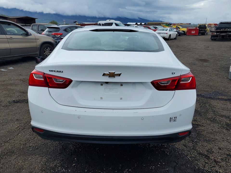 1G1ZD5ST9SF155025