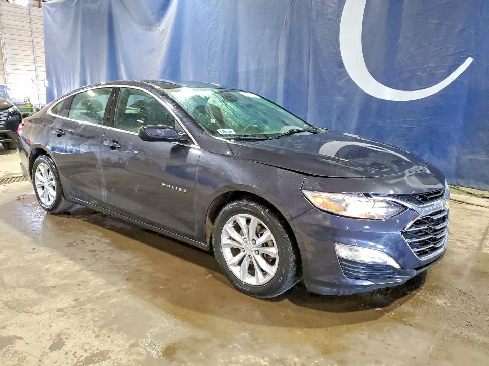 1G1ZD5ST3PF182034