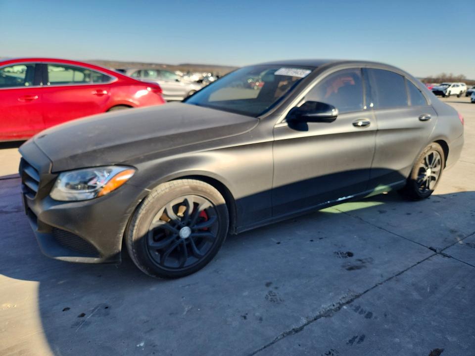 2016 MERCEDES-BENZ C — VIN 55SWF4JB4GU132110